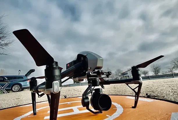 04. Galeria 6. AUDIOVISUAL CON DRONES  e1712653474316